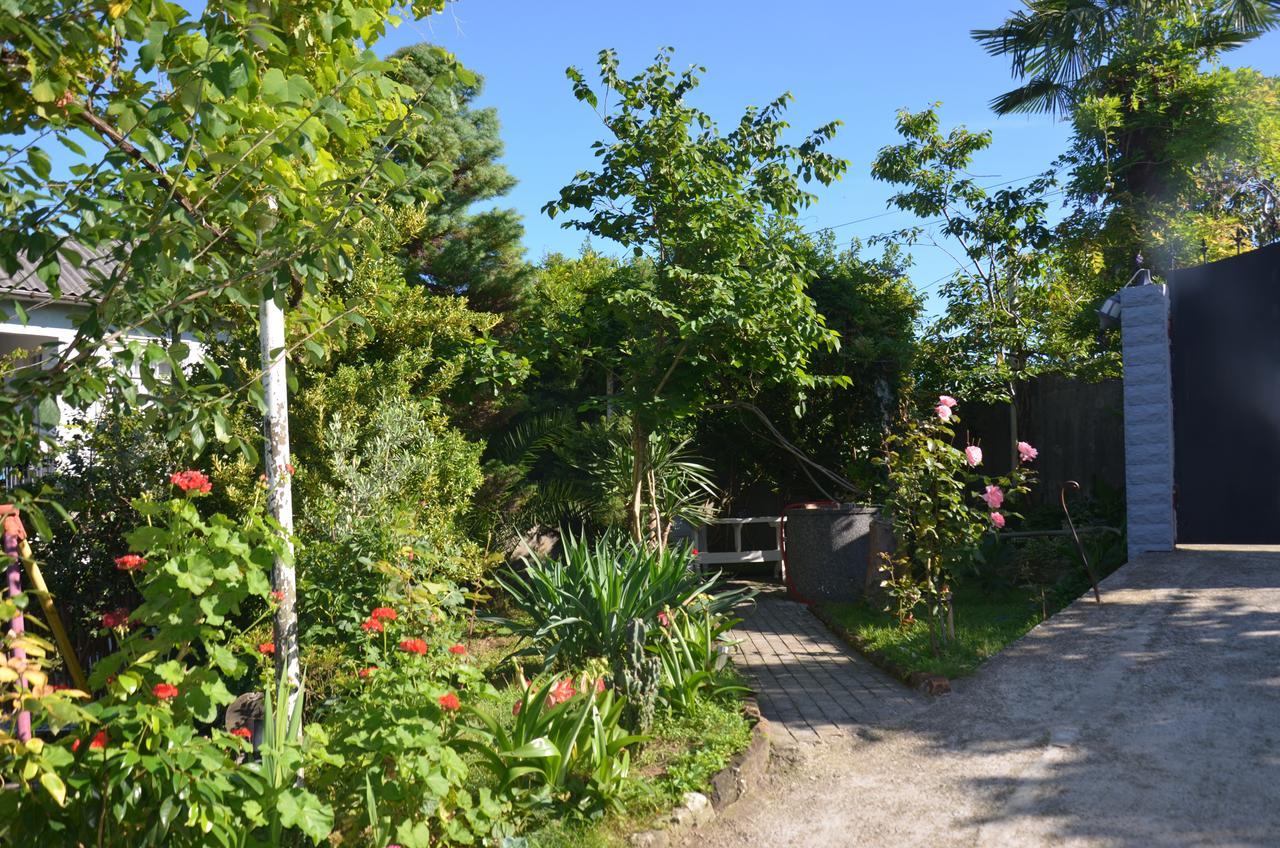 Tj Guest House มาคินจอรี ภายนอก รูปภาพ