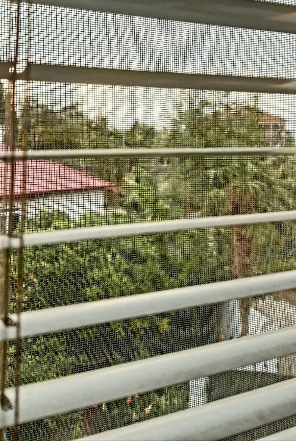 Tj Guest House มาคินจอรี ภายนอก รูปภาพ
